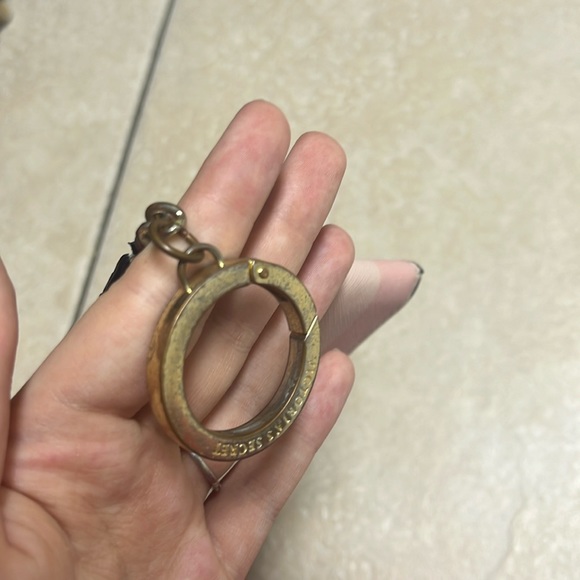 *SOLD* Mini Victoria Secret Flip Card Case Keychain Wallet - Picture 6 of 6